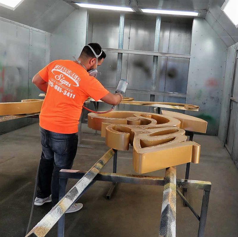 Sign Manufacturing, Installation & Sign Design Services in Hialeah